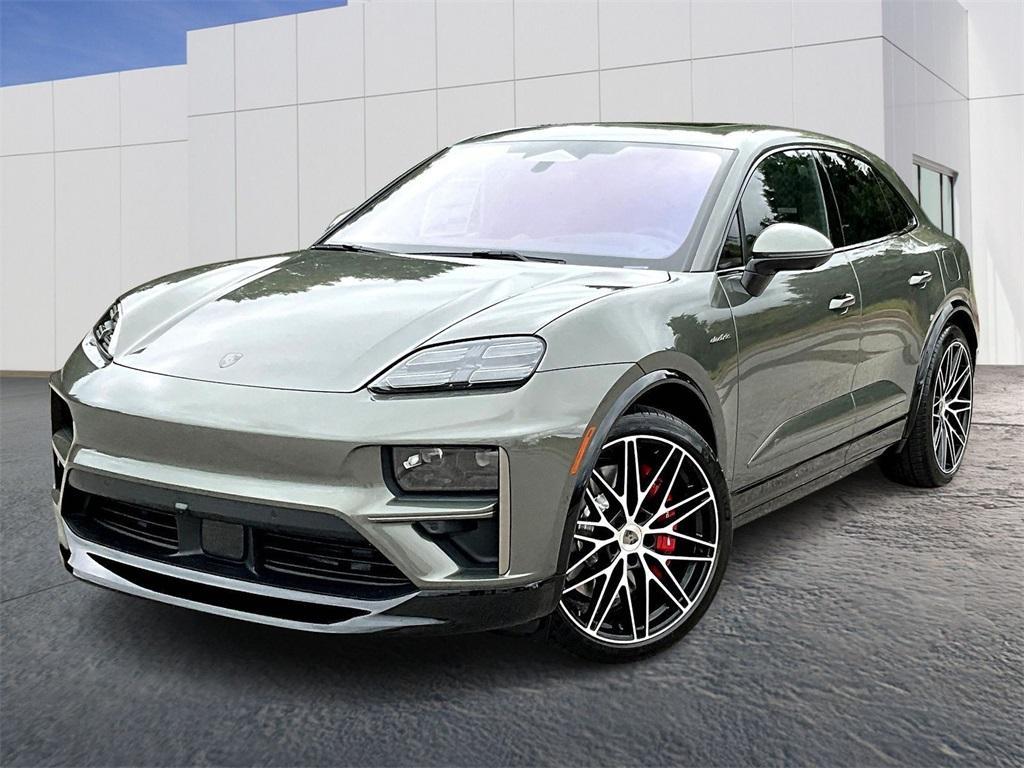 new 2025 Porsche Macan car