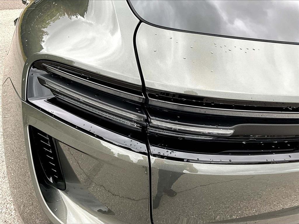 new 2025 Porsche Macan car