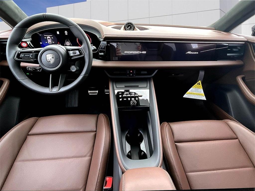 new 2025 Porsche Macan car