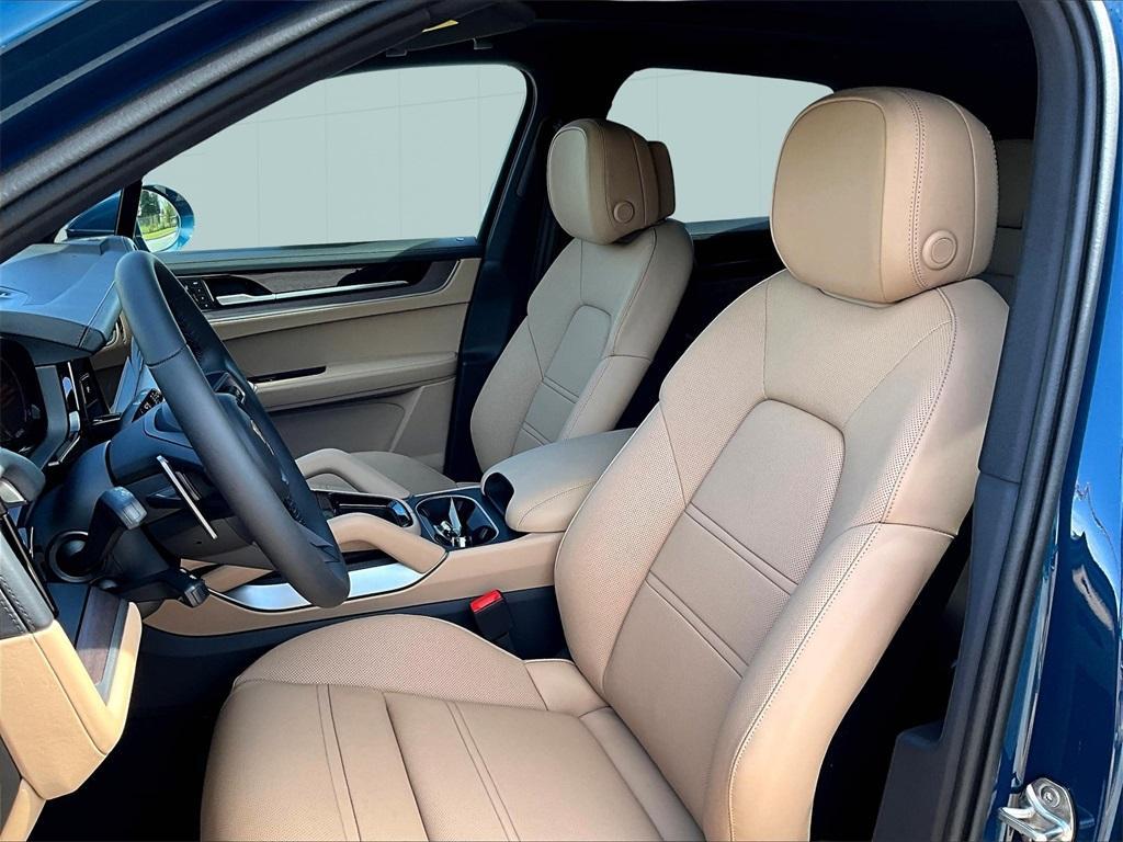 new 2026 Porsche Cayenne car