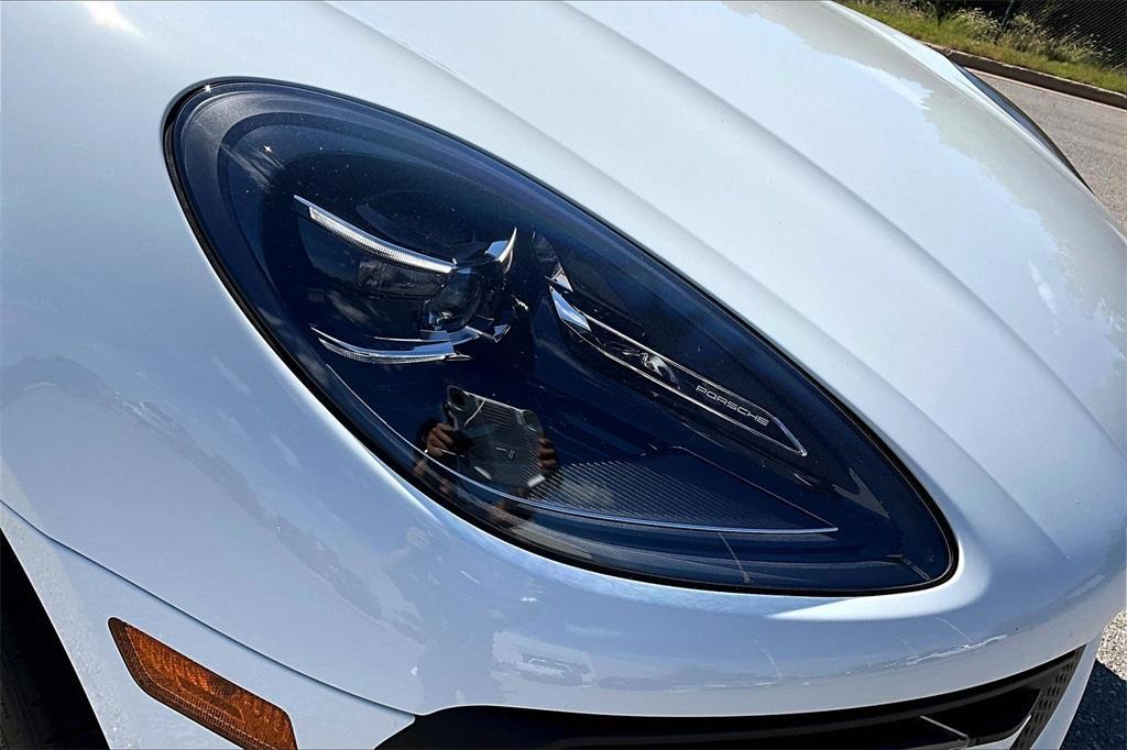 new 2026 Porsche Macan car