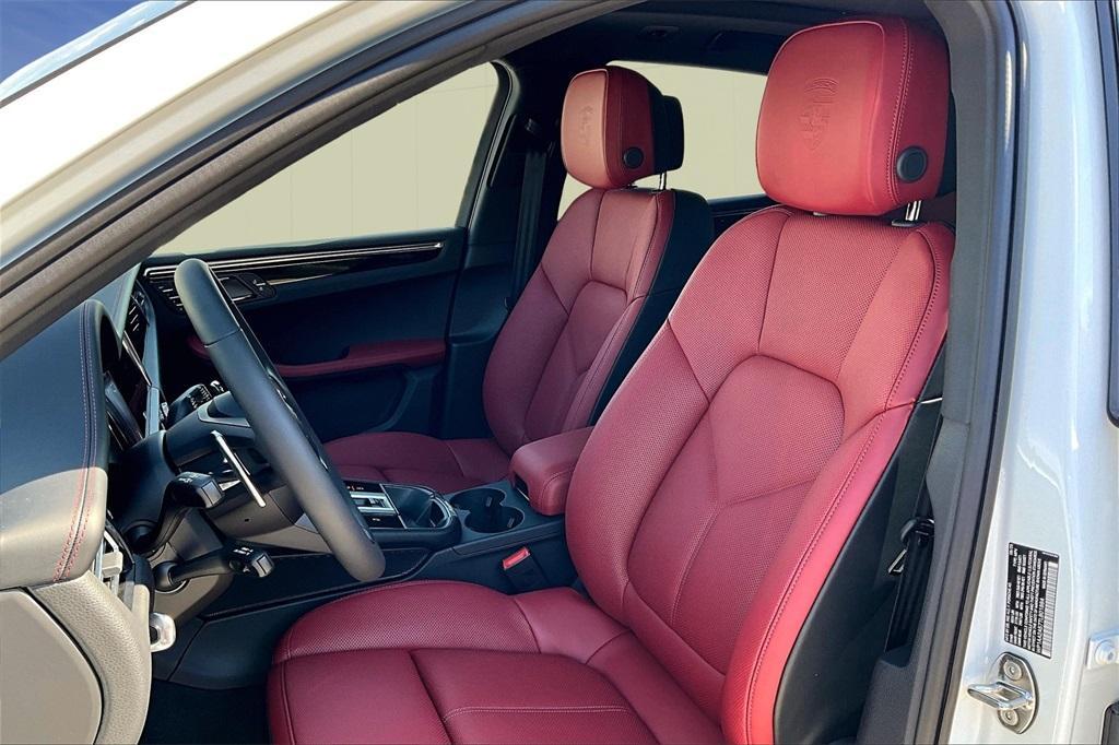 new 2026 Porsche Macan car