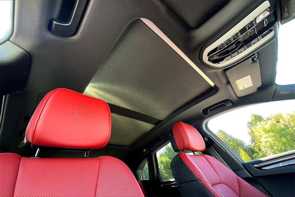 new 2026 Porsche Macan car