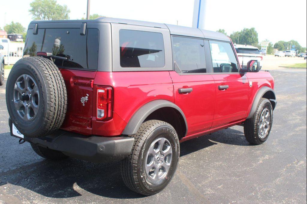 new 2025 Ford Bronco car, priced at $39,533