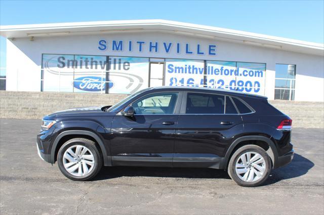 used 2020 Volkswagen Atlas Cross Sport car, priced at $17,995