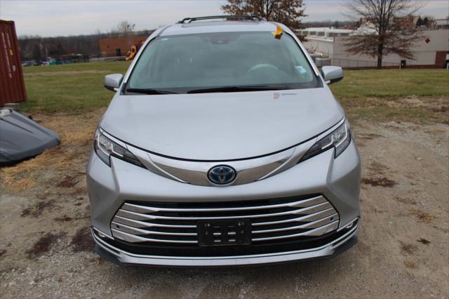 used 2022 Toyota Sienna car