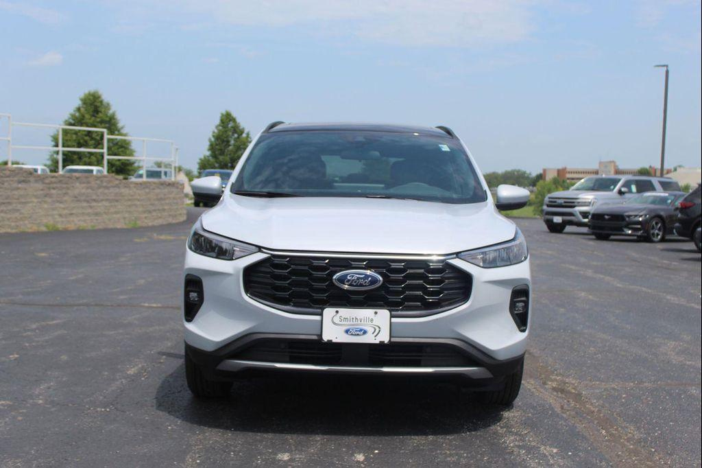 new 2025 Ford Escape car, priced at $30,462