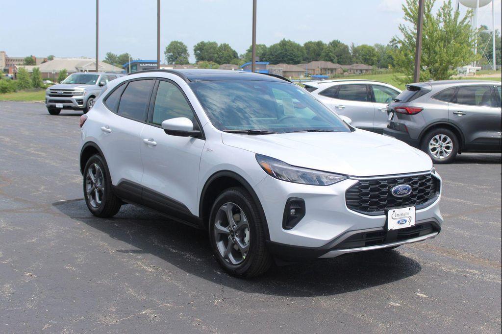 new 2025 Ford Escape car, priced at $30,462