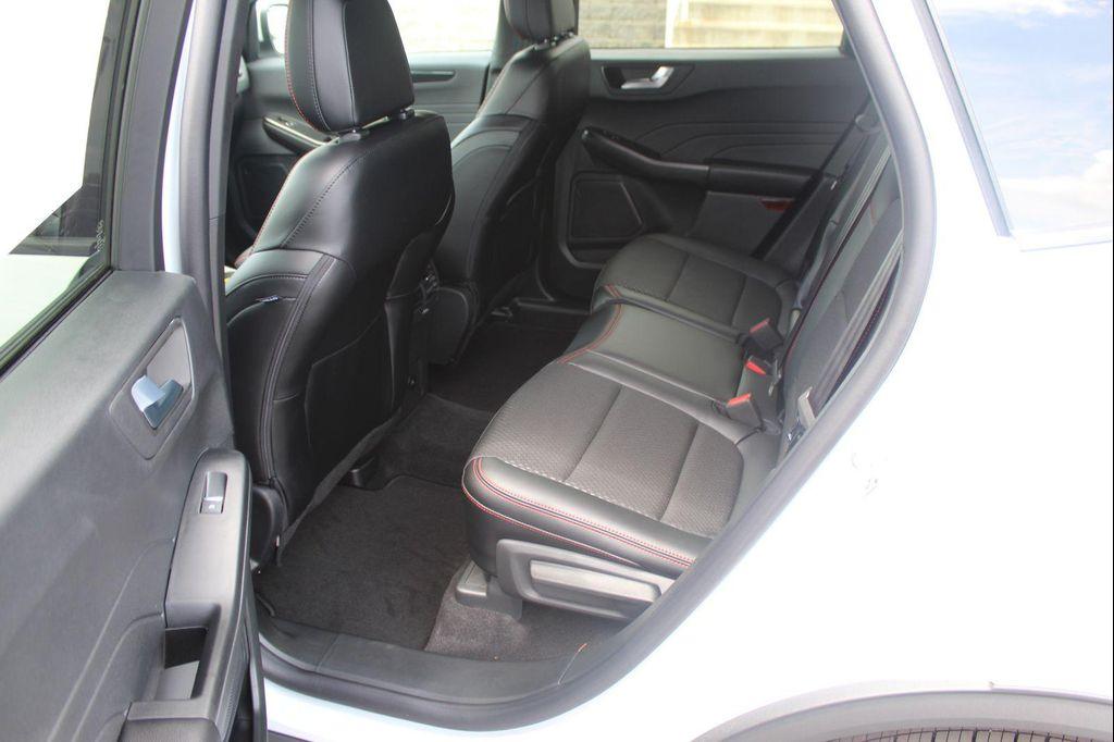 new 2025 Ford Escape car, priced at $30,462