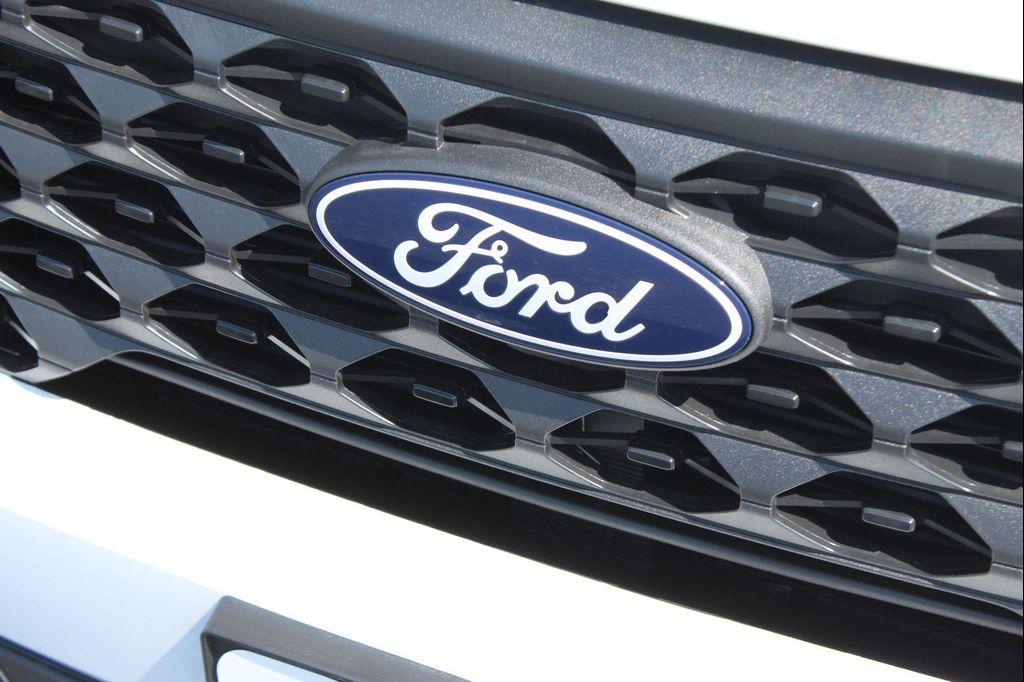 new 2025 Ford Maverick car, priced at $30,500