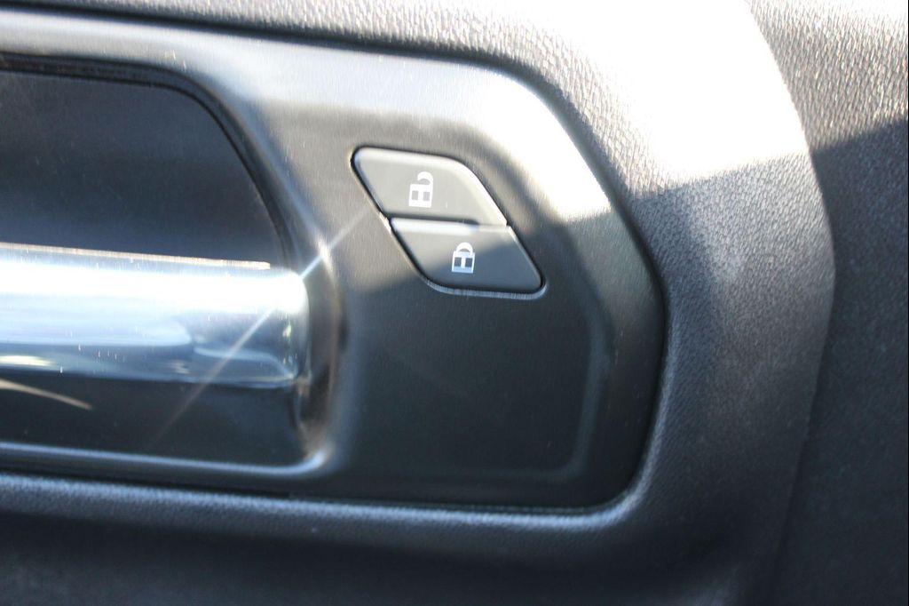 used 2021 Chevrolet Silverado 1500 car, priced at $33,350
