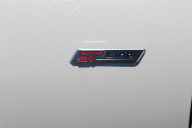new 2025 Ford Escape car, priced at $31,040