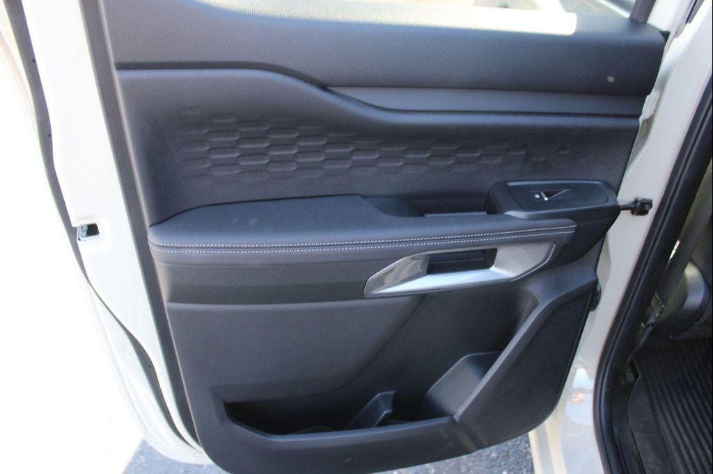 new 2025 Ford Ranger car, priced at $39,716