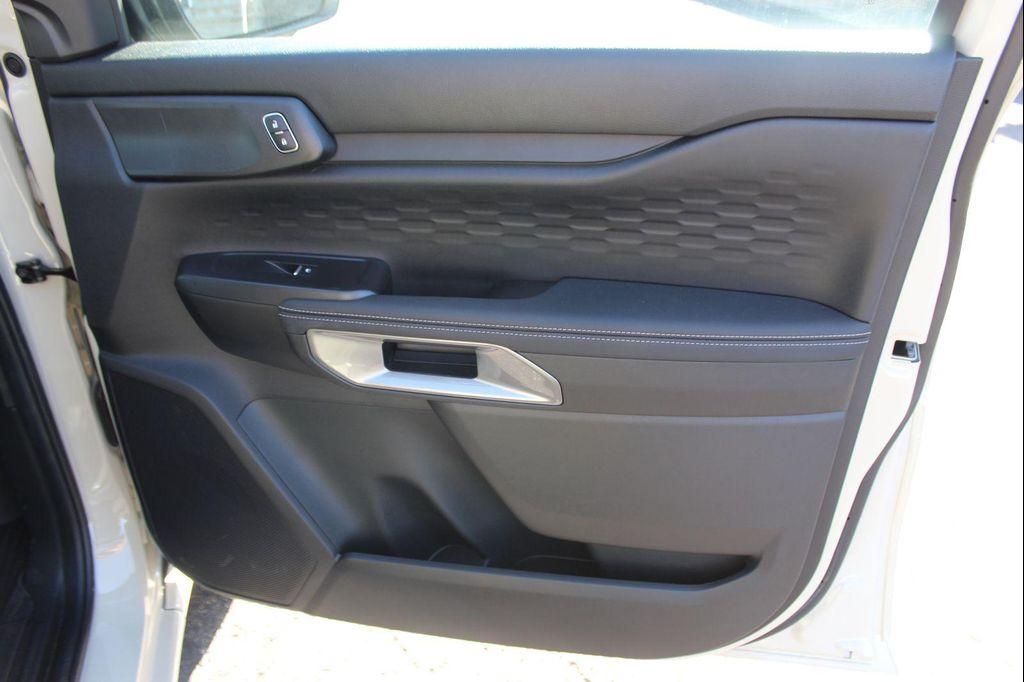 new 2025 Ford Ranger car, priced at $39,716