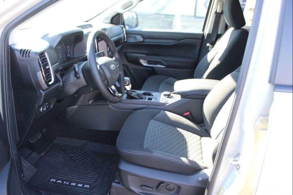 new 2025 Ford Ranger car, priced at $39,716