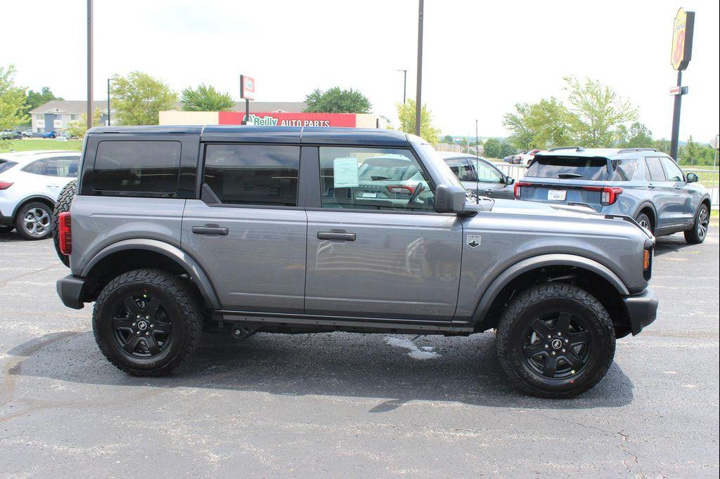 new 2025 Ford Bronco car, priced at $44,393