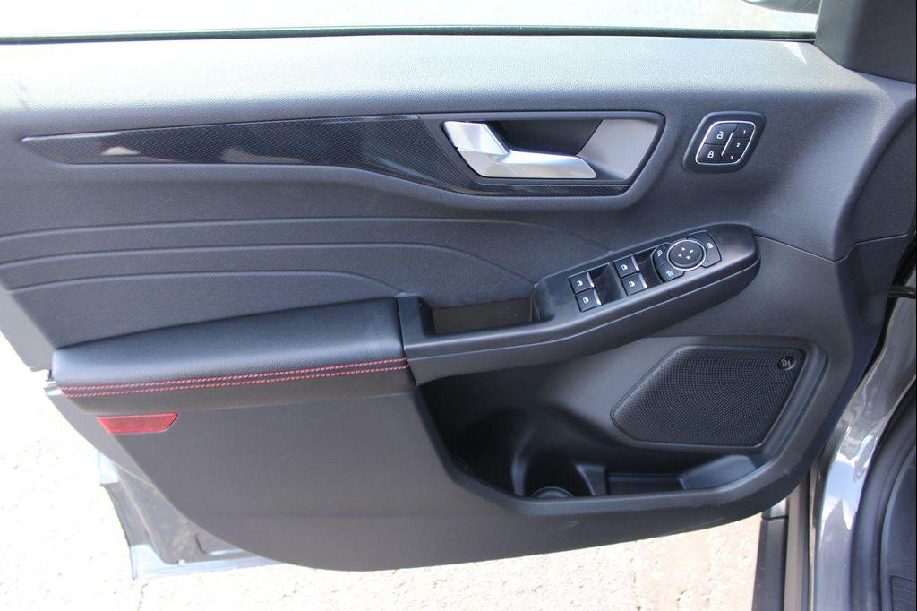 new 2025 Ford Escape car, priced at $33,772