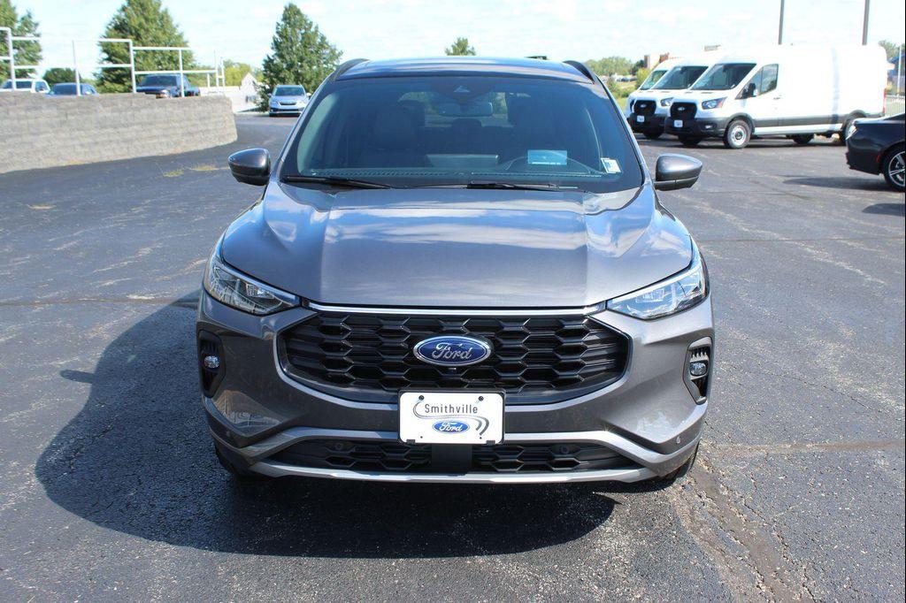 new 2025 Ford Escape car, priced at $33,772