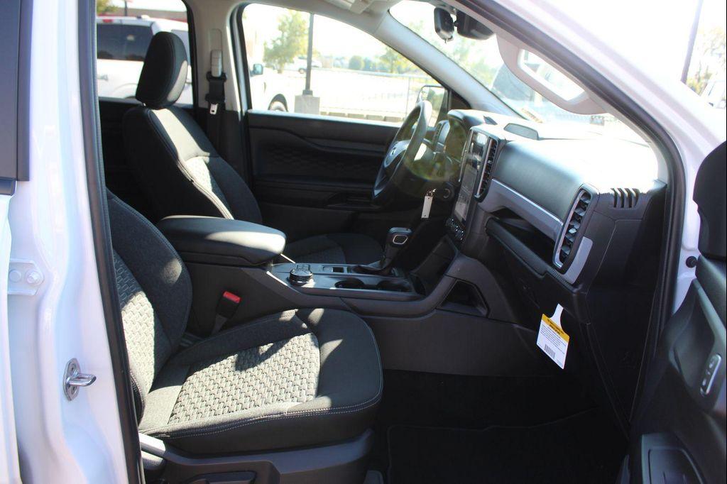 new 2025 Ford Ranger car, priced at $34,912