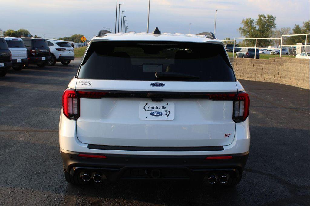 new 2025 Ford Explorer car, priced at $56,604