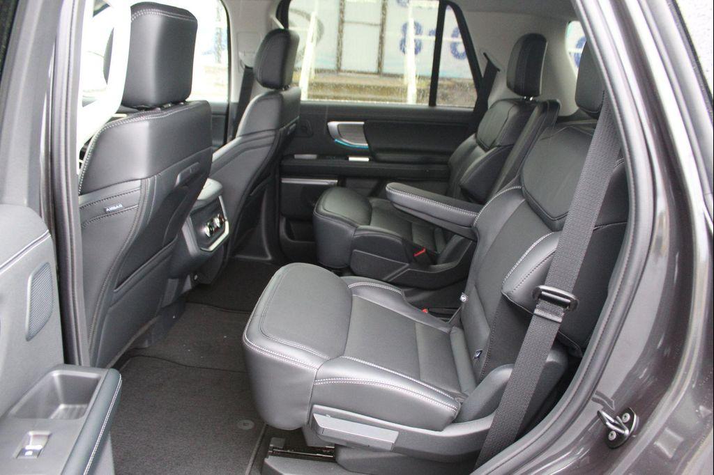 new 2025 Ford Expedition car, priced at $77,583