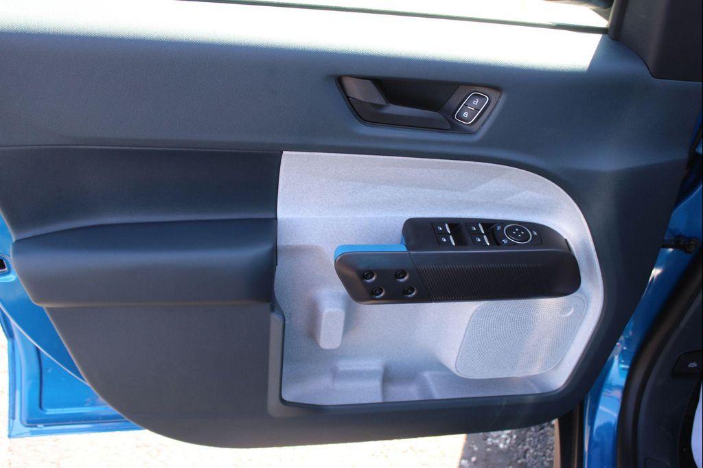 new 2025 Ford Maverick car, priced at $30,672