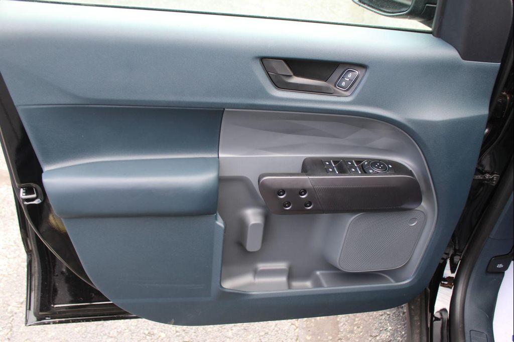 new 2025 Ford Maverick car, priced at $33,692