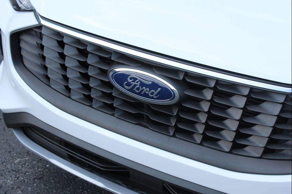 new 2026 Ford Escape car, priced at $33,585