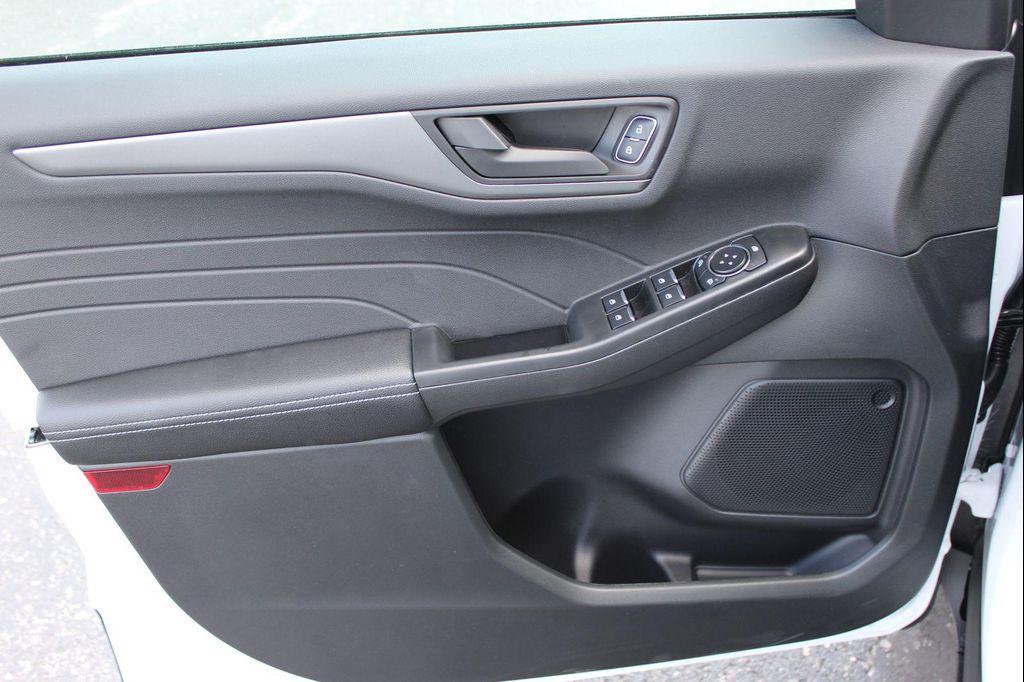 new 2026 Ford Escape car, priced at $33,585