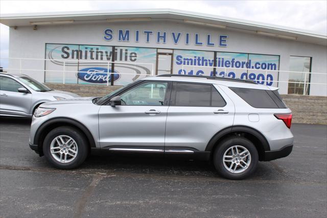 new 2025 Ford Explorer car, priced at $40,747