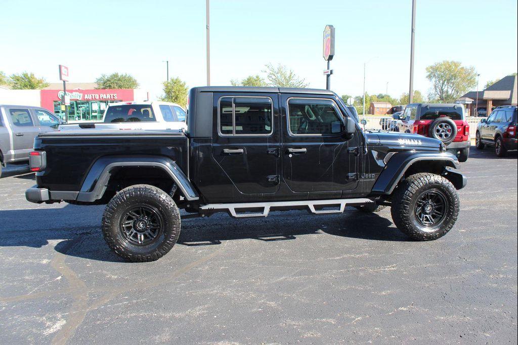 used 2022 Jeep Gladiator car, priced at $33,421