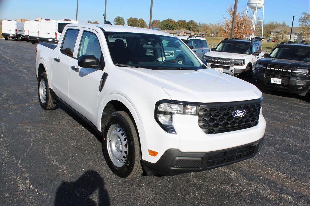 new 2025 Ford Maverick car, priced at $30,329