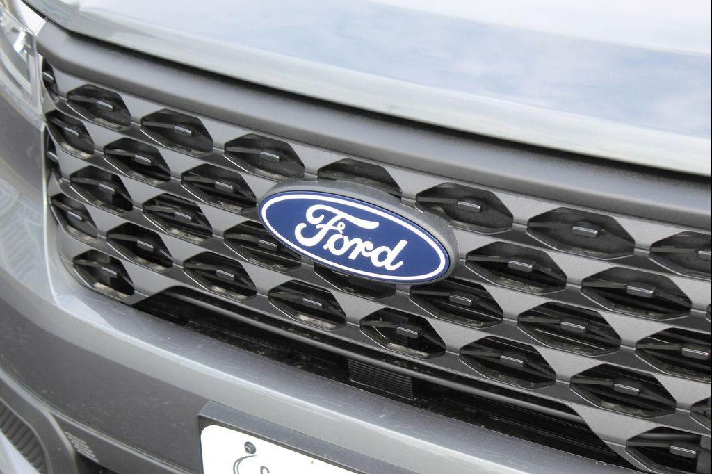 new 2025 Ford Maverick car, priced at $33,088