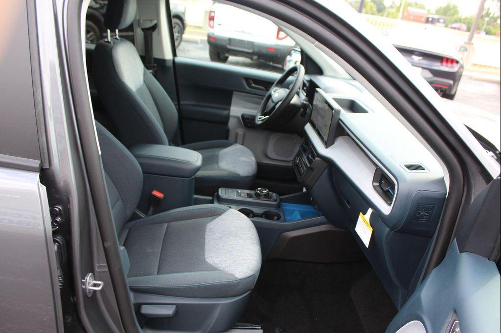 new 2025 Ford Maverick car, priced at $33,088