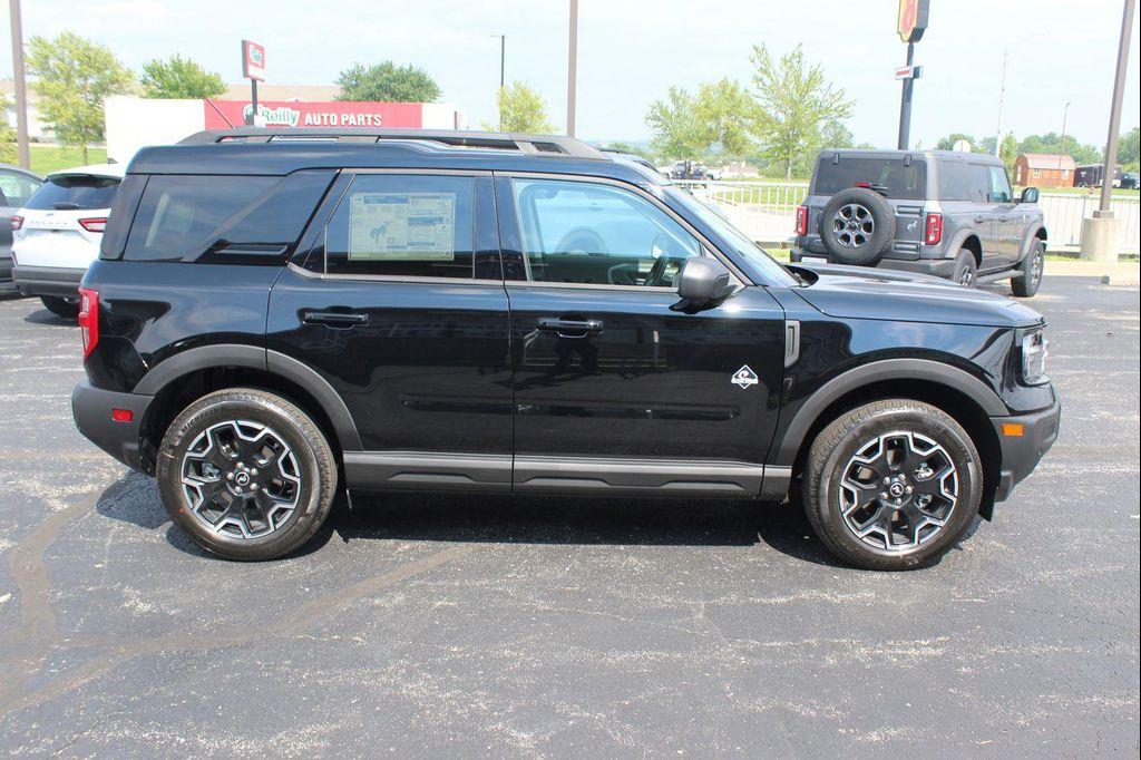 new 2025 Ford Bronco Sport car, priced at $33,454