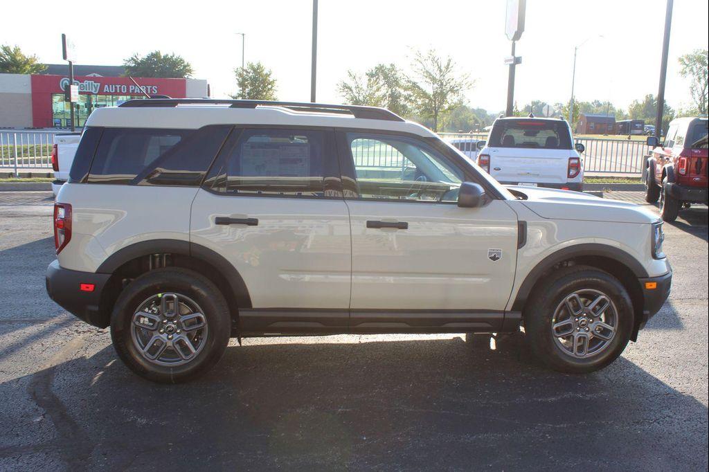 new 2025 Ford Bronco Sport car, priced at $30,201