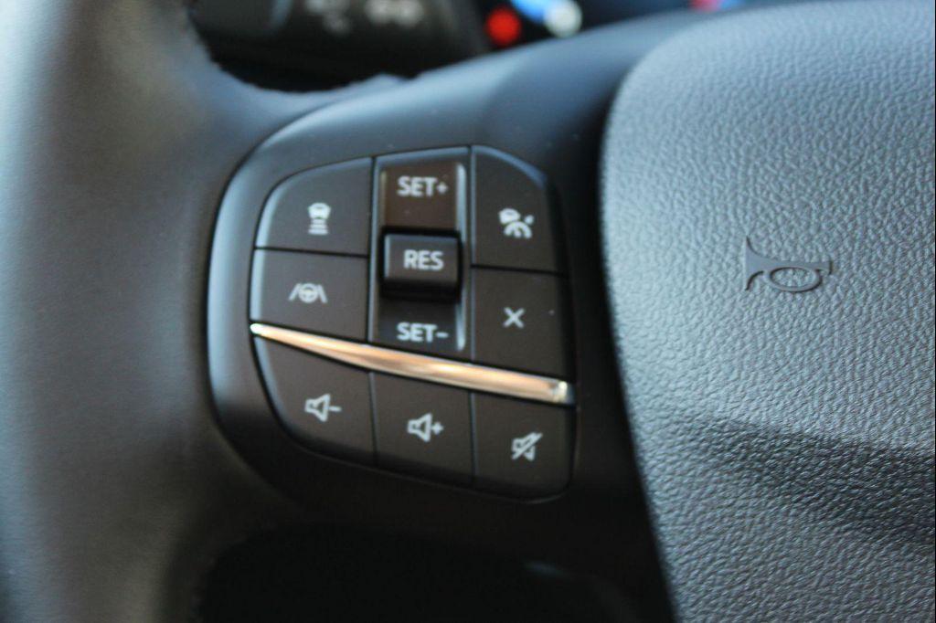 new 2025 Ford Bronco Sport car, priced at $30,201