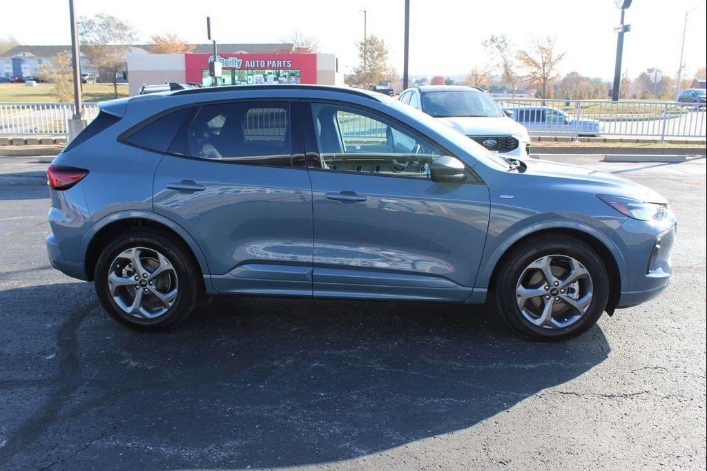 used 2023 Ford Escape car, priced at $22,816