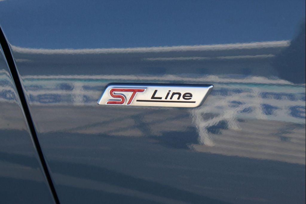 used 2023 Ford Escape car, priced at $22,816