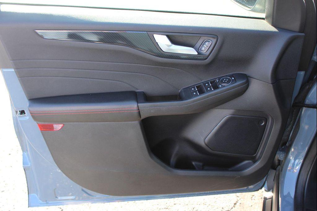 used 2023 Ford Escape car, priced at $22,816