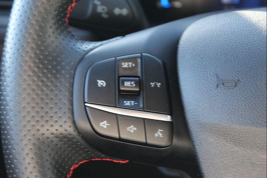 used 2023 Ford Escape car, priced at $22,816