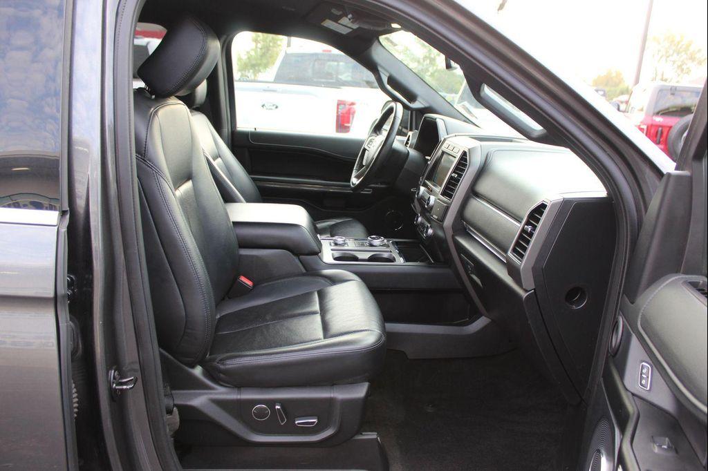 used 2019 Ford Expedition car, priced at $28,399