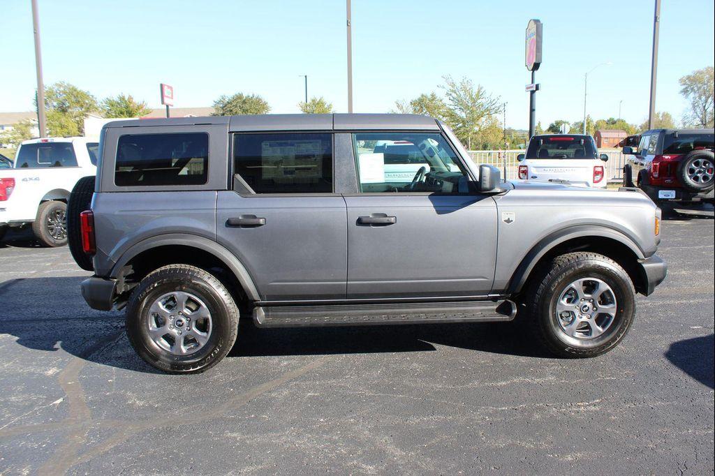 new 2025 Ford Bronco car, priced at $45,154