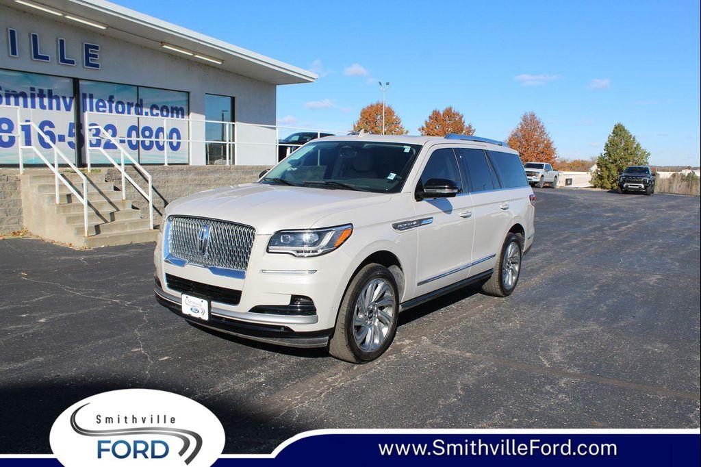 used 2024 Lincoln Navigator car, priced at $61,498