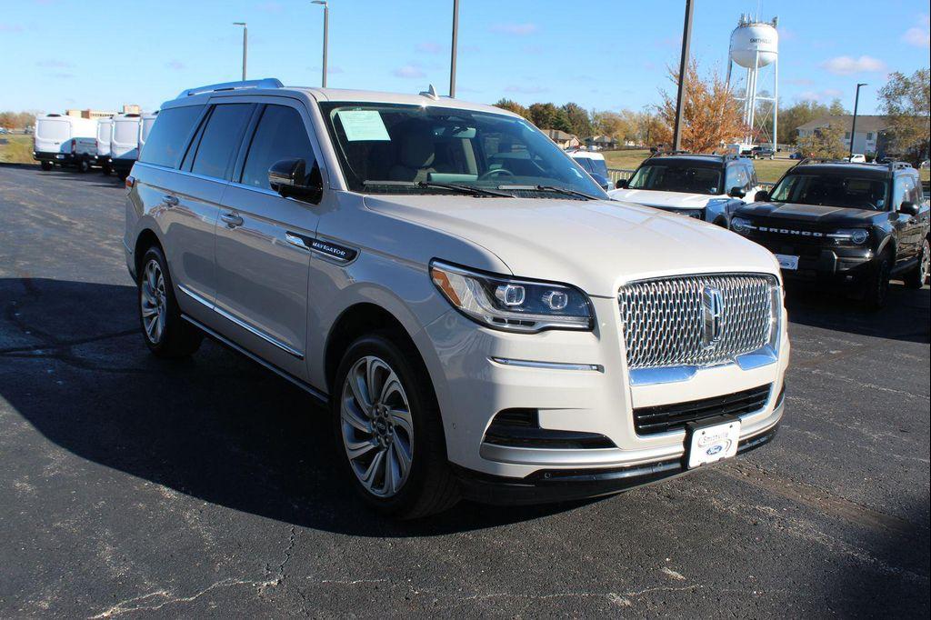 used 2024 Lincoln Navigator car, priced at $61,498