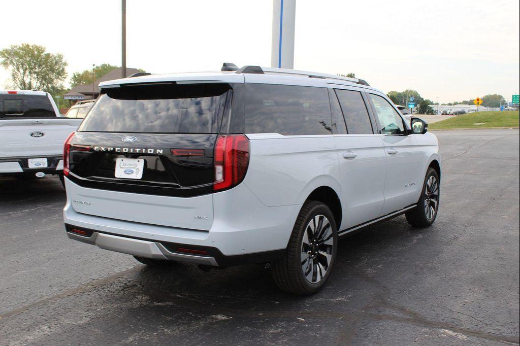 new 2025 Ford Expedition Max car, priced at $80,662