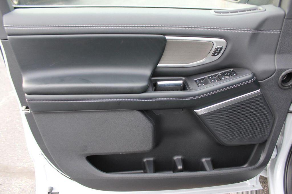 new 2025 Ford Expedition Max car, priced at $80,662