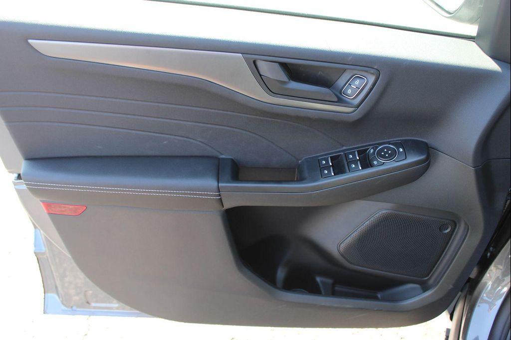 new 2026 Ford Escape car, priced at $32,185