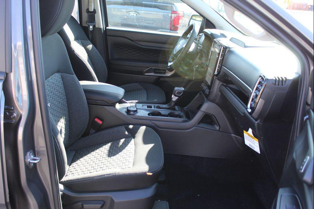 new 2025 Ford Ranger car, priced at $37,124