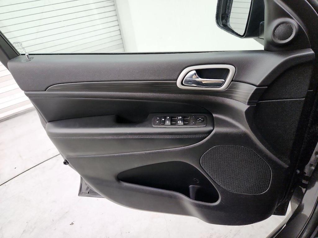 used 2021 Jeep Grand Cherokee car, priced at $25,998